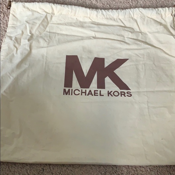 Clutch - Picture 6 of 6